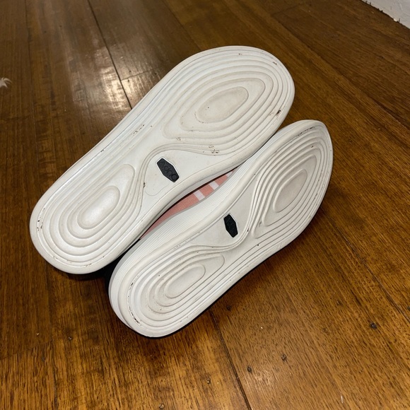 ADNO Sock Sneakers - Picture 6 of 6